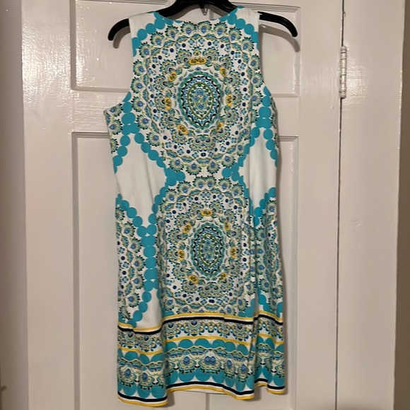 London Times Cecilia Flower Tile Shift Dress - Picture 2 of 3